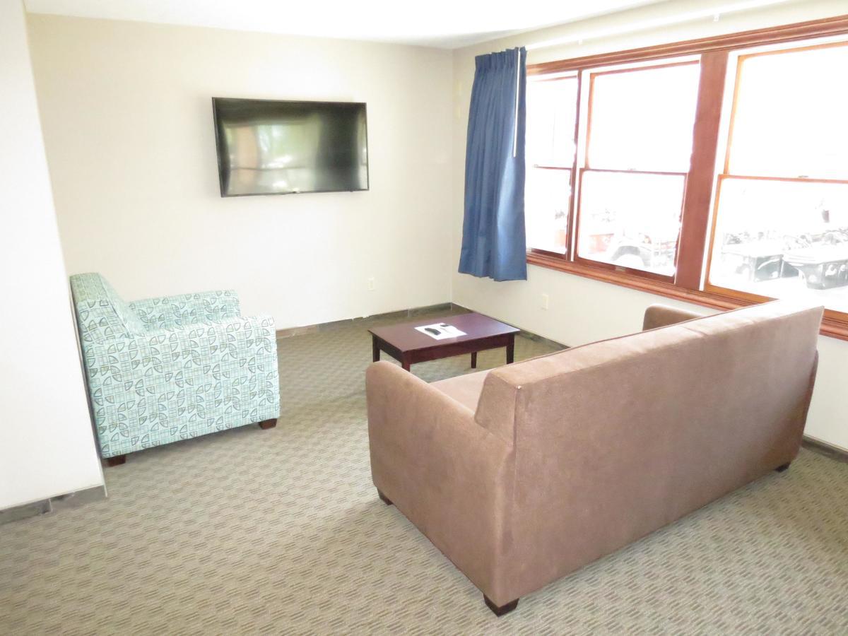 Edgewater Hotel&Suites Put-in-Bay Exterior foto